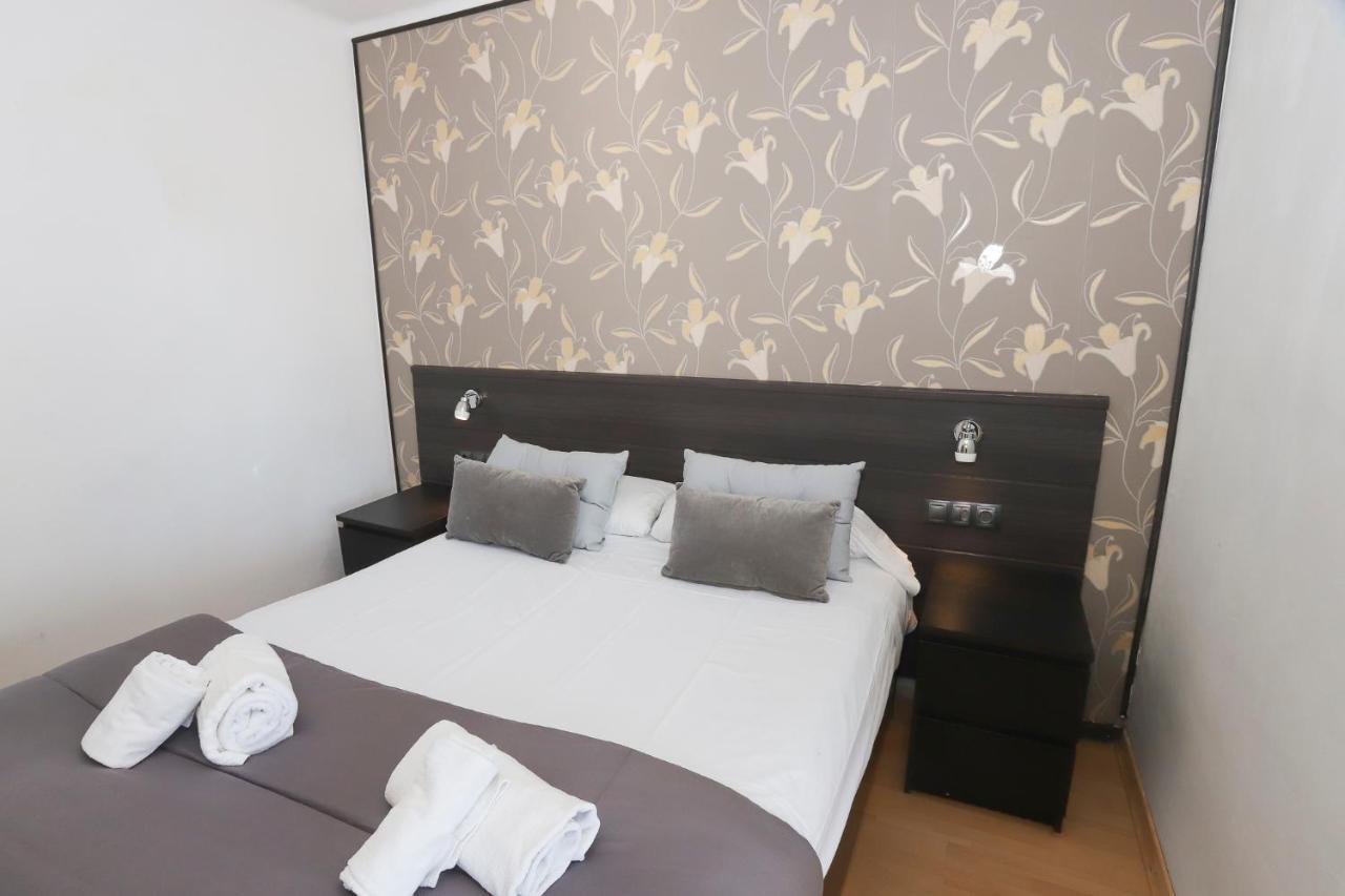 Differentflats Santa Rosa Apartment Salou Ngoại thất bức ảnh